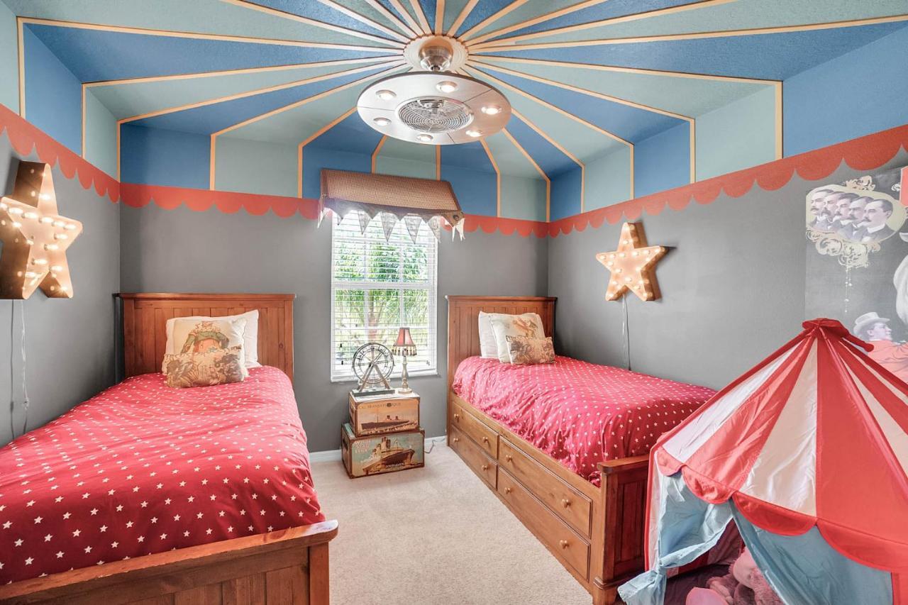 Gorgeous Custom 6Bd Hm Loaded With Amenities Themed Rooms, Private Pool ダベンポート エクステリア 写真